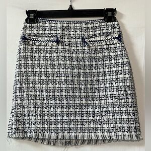 H&M White, Black, and Blue Chanel-like Tweed Skirt Size 2
